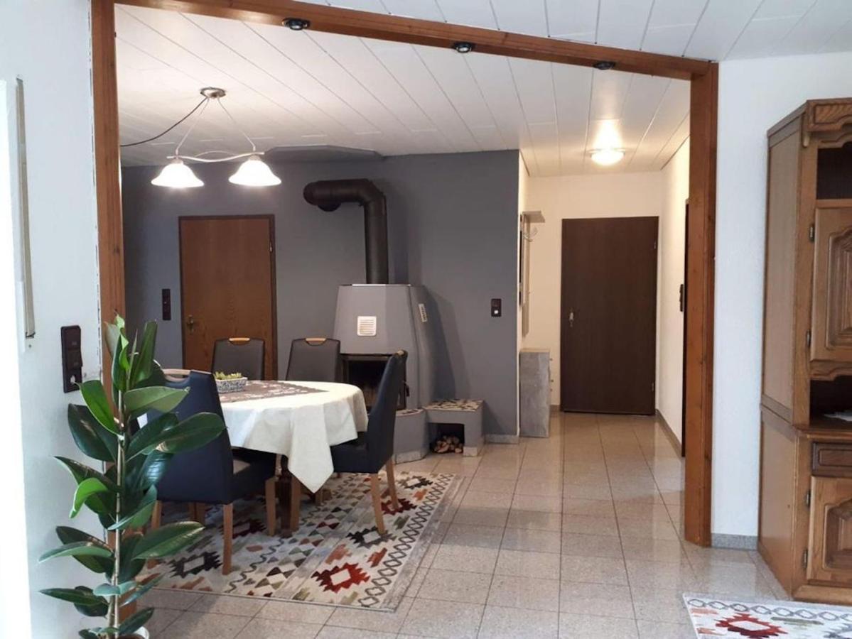 Ferienhaus Sonnenhang لوسهايم المظهر الخارجي الصورة